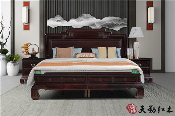 天勤红木 材质：条纹乌木 1.8米国色天香大床