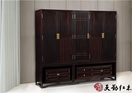 天勤红木 材质：条纹乌木  韵江南大衣柜