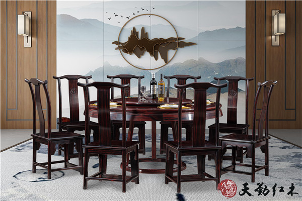 1.38明式通板圆台配明式餐椅 (2).jpg